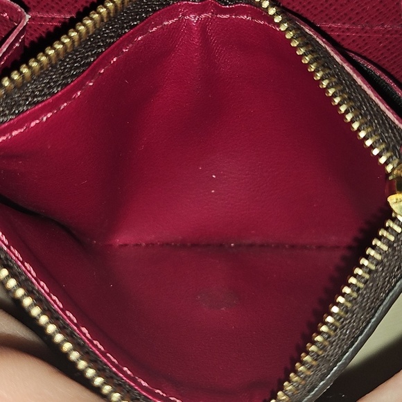 BRAND NEW - Louis Vuitton Rosalie Monogram Cardholder Wallet - Picture 5 of 14